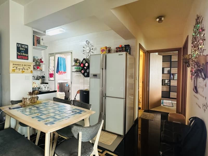 421C Northshore Drive, 421C Northshore Drive, 2 Bedrooms, 731 sqft, HDB Flat For Sale, by Claris Hoo Ziyi, 500211737 - Kitchen - PropertyGuru.com.sg