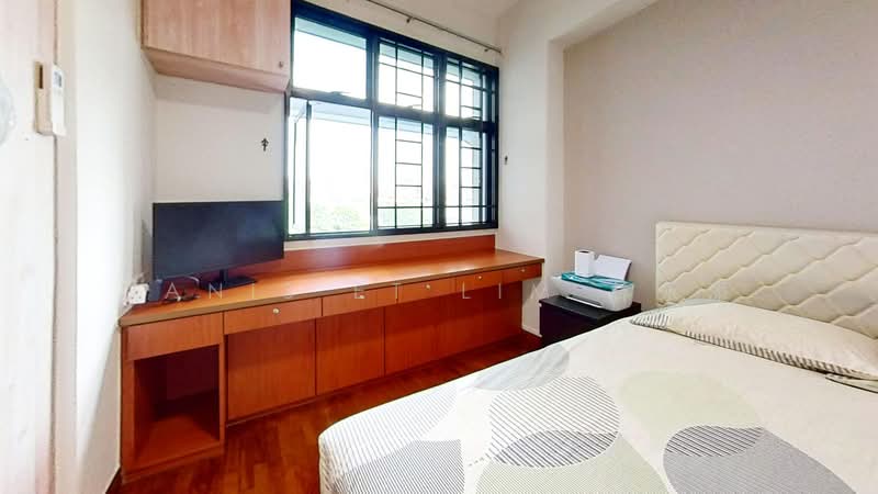 Eastvale, 31 Pasir Ris Drive 3, 3 Bedrooms, 1,292 sqft, Condominium For Rent, by Danis ET Lim 林永添, 500211742 - Bedroom - PropertyGuru.com.sg