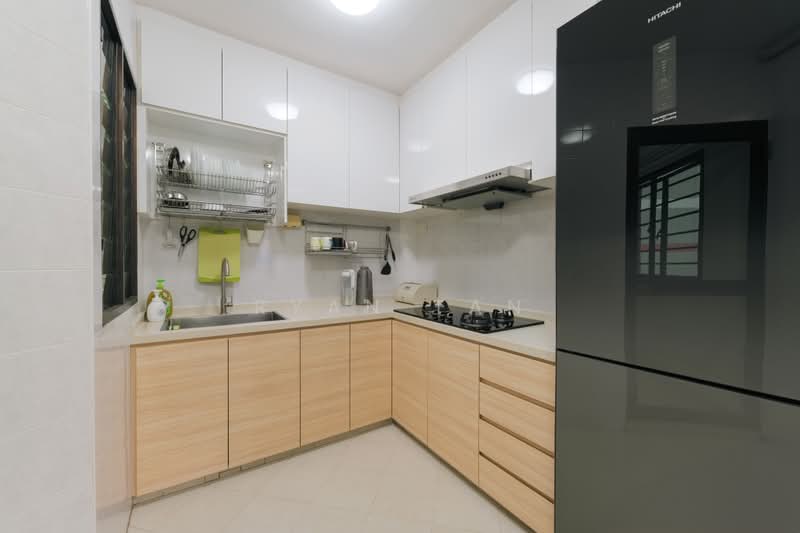 656B Jurong West Street 61, 656B Jurong West Street 61, 4 Bedrooms, 1,432 sqft, HDB Flat For Sale, by Ryan Tan, 500211747 - Kitchen - PropertyGuru.com.sg