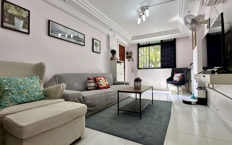 407 Tampines Street 41, 407 Tampines Street 41, 2 Bedrooms, 743 sqft, HDB Flat For Sale, by Hazel Chua, 500211764 - Living Room - PropertyGuru.com.sg