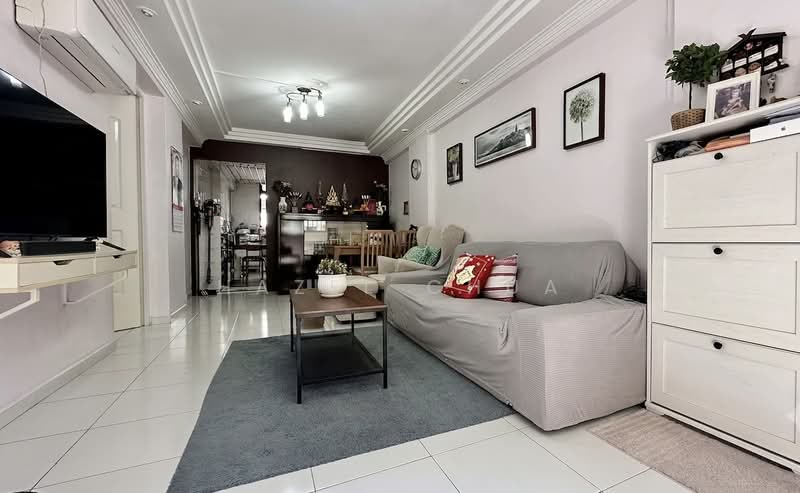 407 Tampines Street 41, 407 Tampines Street 41, 2 Bedrooms, 743 sqft, HDB Flat For Sale, by Hazel Chua, 500211764 - Living Room - PropertyGuru.com.sg