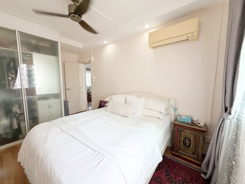 122 Sengkang East Way, 122 Sengkang East Way, 3 Bedrooms, 980 sqft, HDB Flat For Sale, by Gaynor Lim, 500211770 - Bedroom - PropertyGuru.com.sg