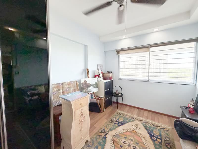 122 Sengkang East Way, 122 Sengkang East Way, 3 Bedrooms, 980 sqft, HDB Flat For Sale, by Gaynor Lim, 500211770 - Bedroom - PropertyGuru.com.sg