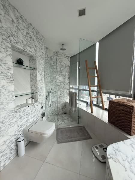 Cliveden at Grange, 100 Grange Road, 3 Bedrooms, 2,153 sqft, Condominium For Rent, by Shirley Tang, 500211781 - Bathroom - PropertyGuru.com.sg