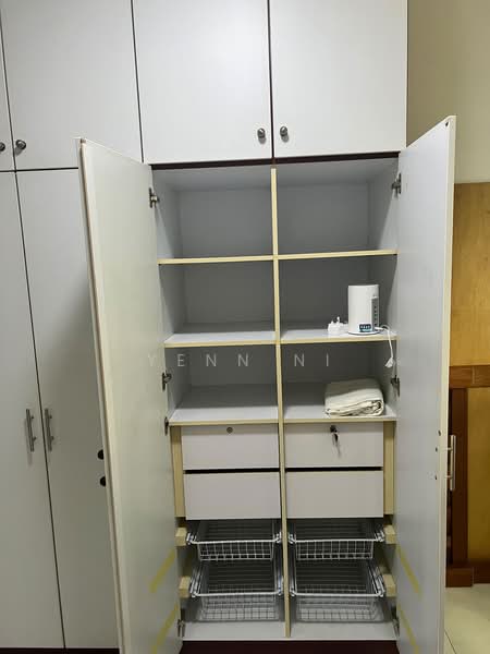 688B Choa Chu Kang Drive, 688B Choa Chu Kang Drive, Room Rental, 200 sqft, HDB Flat For Rent, by Yenn Ni, 500211795 - Interior - PropertyGuru.com.sg