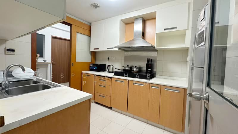 Blue Horizon, 29 West Coast Crescent, Room Rental, 100 sqft, Condominium For Rent, by Bespoke Habitat Pte Ltd, 500211799 - 12-27 Kitchen - PropertyGuru.com.sg