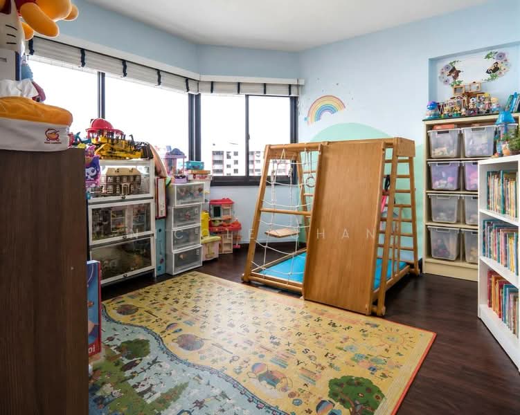 288G Bukit Batok Street 25, 288G Bukit Batok Street 25, 4 Bedrooms, 1,776 sqft, HDB Flat For Sale, by Nicole Chan, 500211812 - Bedroom - PropertyGuru.com.sg