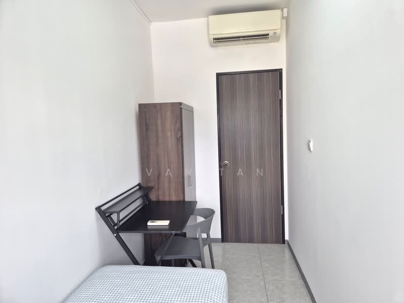 Emerald Park, 2 Indus Road, Room Rental, 100 sqft, Condominium For Rent, by Evan Tan, 500211823 - Bedroom - PropertyGuru.com.sg