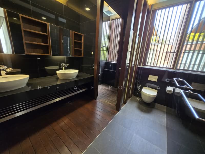 Alias Villas, JALAN HAJI ALIAS, 5 Bedrooms, 3,003 sqft, Cluster House For Rent, by Sheela Ferozkhan, 500211841 - Bathroom - PropertyGuru.com.sg