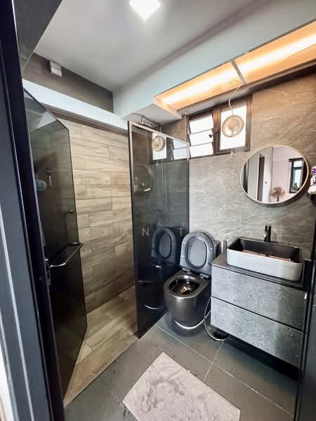 635B Senja Road, 635B Senja Road, 3 Bedrooms, 1,001 sqft, HDB Flat For Sale, by Ryan Tan, 500211849 - Bathroom - PropertyGuru.com.sg