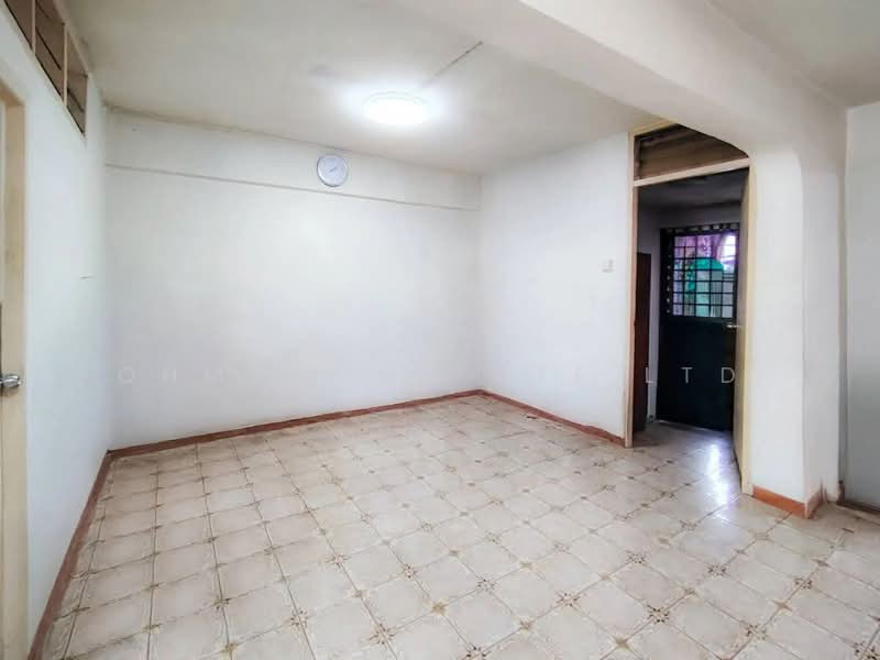 444 Ang Mo Kio Avenue 10, 444 Ang Mo Kio Avenue 10, 2 Bedrooms, 882 sqft, HDB Flat For Sale, by JASLIN LEE, 500211851 - Interior - PropertyGuru.com.sg