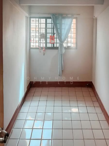 444 Ang Mo Kio Avenue 10, 444 Ang Mo Kio Avenue 10, 2 Bedrooms, 882 sqft, HDB Flat For Sale, by JASLIN LEE, 500211851 - Interior - PropertyGuru.com.sg