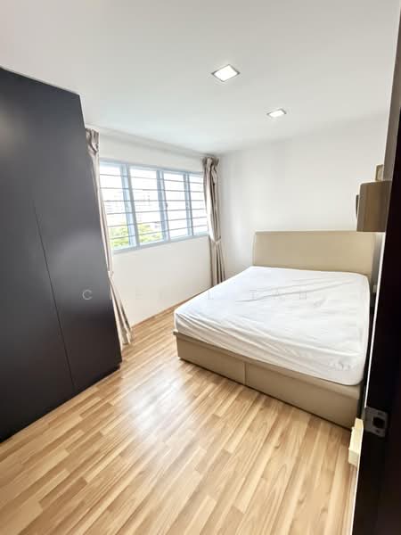 242 Hougang Street 22, 242 Hougang Street 22, 3 Bedrooms, 92 sqft, HDB Flat For Rent, by Cheryl Tan, 500211852 - Bedroom - PropertyGuru.com.sg