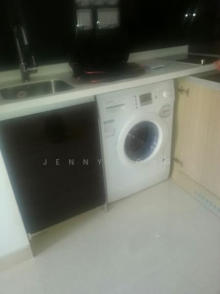 Centra Residence, 8 Lorong 7 Geylang, 2 Bedrooms, 1,066 sqft, Condominium For Rent, by Jenny Hong, 500211856 - Kitchen - PropertyGuru.com.sg