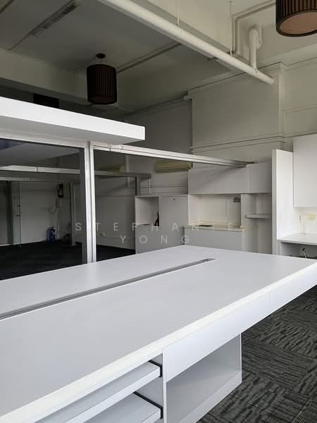 Henderson Building, 221 Henderson Road, 990 sqft, Light Industrial (B1) For Sale, by Stephanie Yong, 500211861 - Interior - CommercialGuru.com.sg