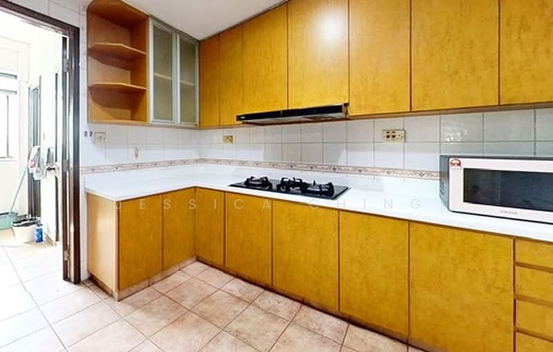 Eastvale, 31 Pasir Ris Drive 3, 3 Bedrooms, 1,292 sqft, Condominium For Rent, by Jessica Ching, 500211866 - Kitchen - PropertyGuru.com.sg