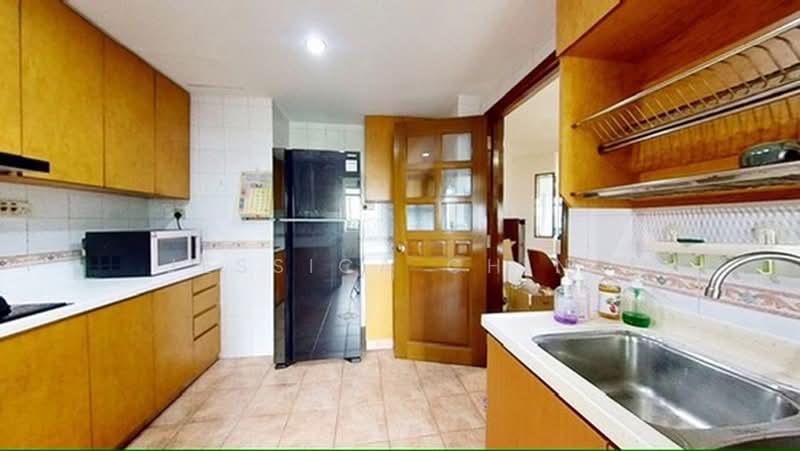 Eastvale, 31 Pasir Ris Drive 3, 3 Bedrooms, 1,292 sqft, Condominium For Rent, by Jessica Ching, 500211866 - Kitchen - PropertyGuru.com.sg