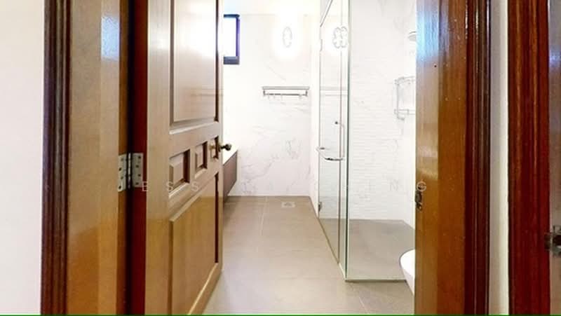 Eastvale, 31 Pasir Ris Drive 3, 3 Bedrooms, 1,292 sqft, Condominium For Rent, by Jessica Ching, 500211866 - Bathroom - PropertyGuru.com.sg