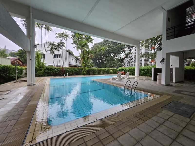 Warner Court, 110 Holland Ave, 2 Bedrooms, 1,280 sqft, Condominium For Sale, by Salina Goh, 500211871 - Pool - PropertyGuru.com.sg