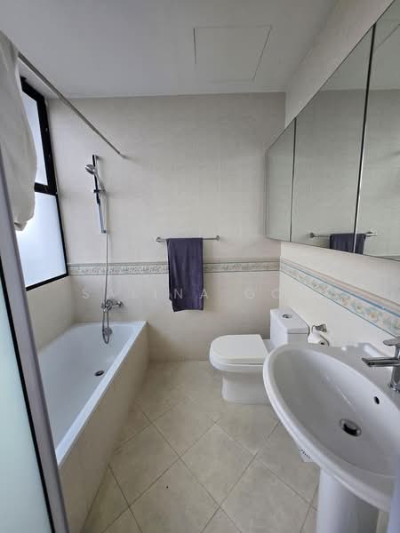 Warner Court, 110 Holland Ave, 2 Bedrooms, 1,280 sqft, Condominium For Sale, by Salina Goh, 500211871 - Bathroom - PropertyGuru.com.sg