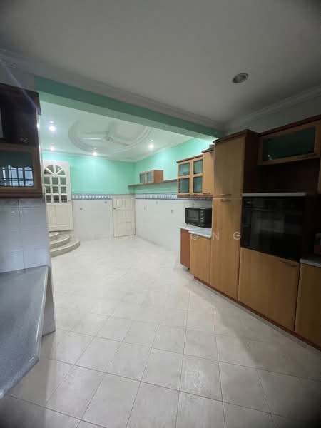Lucky View, Lucky View, 5 Bedrooms, 4,000 sqft, Semi-Detached House For Sale, by Lynn Wong, 500211873 - Kitchen - PropertyGuru.com.sg