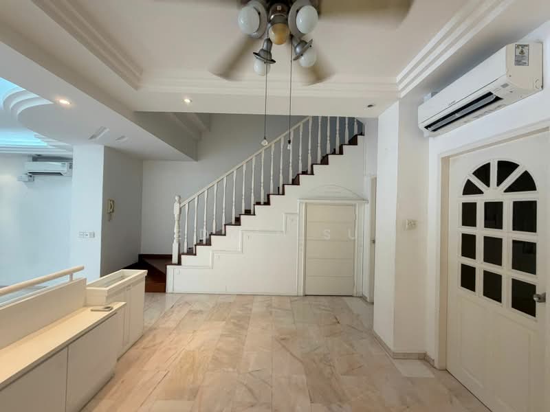 3-Storey Landed Terrace @ Kovan/Serangoon | 4+Study | 4 Bath, Kovan | Serangoon | Hougang, 4 Bedrooms, 1,650 sqft, Terraced House For Rent, by Edwin Su, 500211875 - Dining Area - PropertyGuru.com.sg