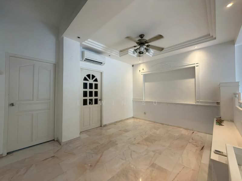3-Storey Landed Terrace @ Kovan/Serangoon | 4+Study | 4 Bath, Kovan | Serangoon | Hougang, 4 Bedrooms, 1,650 sqft, Terraced House For Rent, by Edwin Su, 500211875 - Dining Area - PropertyGuru.com.sg