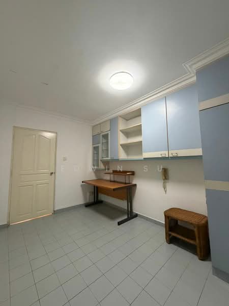 3-Storey Landed Terrace @ Kovan/Serangoon | 4+Study | 4 Bath, Kovan | Serangoon | Hougang, 4 Bedrooms, 1,650 sqft, Terraced House For Rent, by Edwin Su, 500211875 - Study - PropertyGuru.com.sg