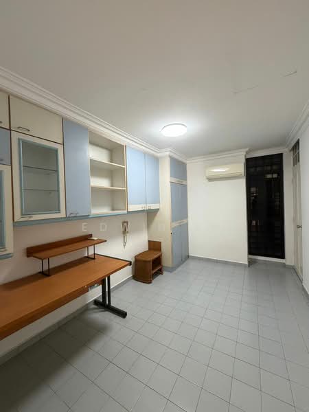3-Storey Landed Terrace @ Kovan/Serangoon | 4+Study | 4 Bath, Kovan | Serangoon | Hougang, 4 Bedrooms, 1,650 sqft, Terraced House For Rent, by Edwin Su, 500211875 - study - PropertyGuru.com.sg