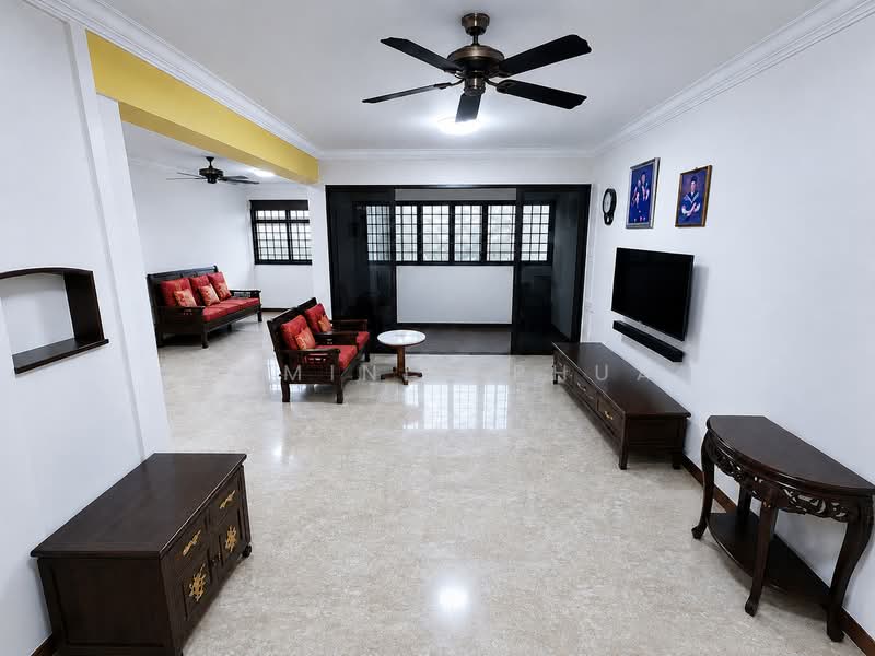 892B Woodlands Drive 50, 892B Woodlands Drive 50, 4 Bedrooms, 1,302 sqft, HDB Flat For Sale, by Dominic Phua, 500211876 - Living Room - PropertyGuru.com.sg