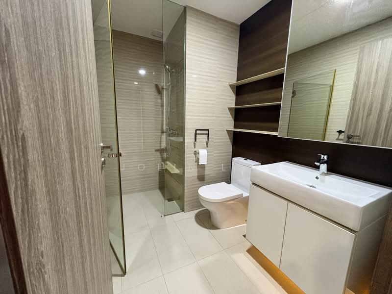 Sky Vue, 1 Bishan Street 15, 2 Bedrooms, 829 sqft, Condominium For Sale, by Jolin Lee, 500211899 - Bathroom - PropertyGuru.com.sg
