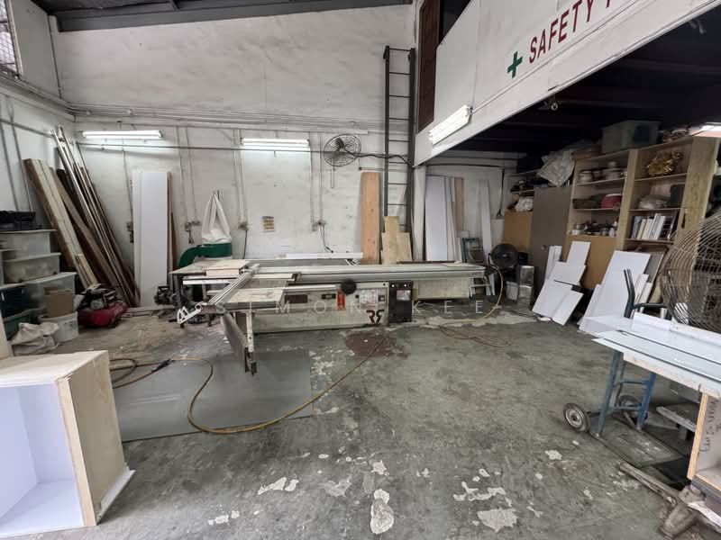 Marsiling Industrial Estate, 2 Marsiling Industrial Estate Road 3, 300 sqft, Factory / Workshop (B2) For Rent, by Simon Kee, 500211901 - Interior - CommercialGuru.com.sg