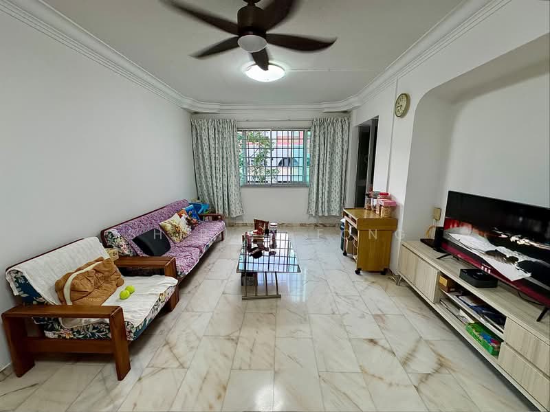433 Hougang Avenue 8, 433 Hougang Avenue 8, Room Rental, 150 sqft, HDB Flat For Rent, by Shirley Fong, 500211904 - Living Room - PropertyGuru.com.sg