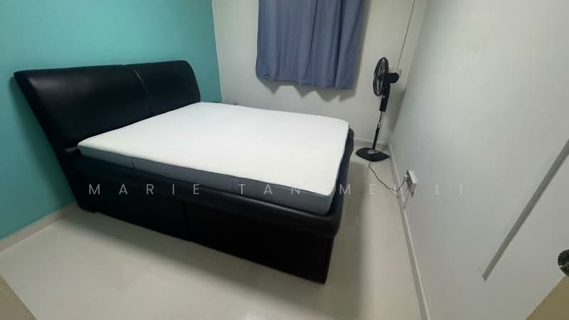 135 Bukit Batok West Avenue 6, 135 Bukit Batok West Avenue 6, Room Rental, 120 sqft, HDB Flat For Rent, by Marie Tan Mei Li, 500211912 - Bedroom - PropertyGuru.com.sg