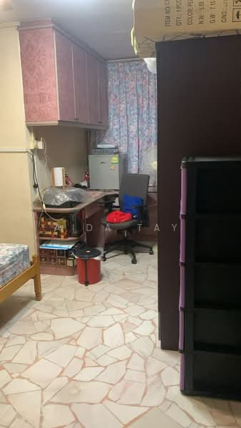 931 Jurong West Street 92, 931 Jurong West Street 92, Room Rental, 150 sqft, HDB Flat For Rent, by Aida Tay, 500211923 - Study - PropertyGuru.com.sg