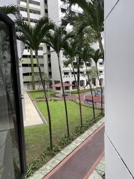 425 Canberra Road, 425 Canberra Road, 3 Bedrooms, 1,184 sqft, HDB Flat For Sale, by Leon Tan Hee Yong, 500211929 - Exterior - PropertyGuru.com.sg