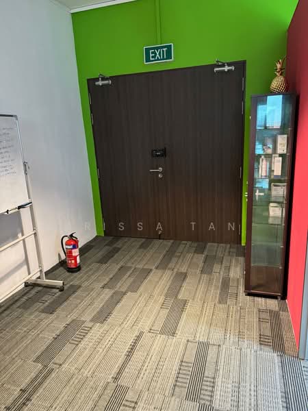 Trivex, 8 Burn Road, 775 sqft, Light Industrial (B1) For Sale, by Arissa Tan, 500211931 - Corridor - CommercialGuru.com.sg