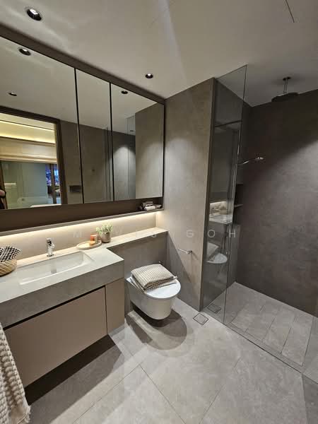 Amber House, 30 Amber Gardens, 2 Bedrooms, 635 sqft, Apartment For Sale, by Mavis Goh, 500211943 - Bathroom - PropertyGuru.com.sg