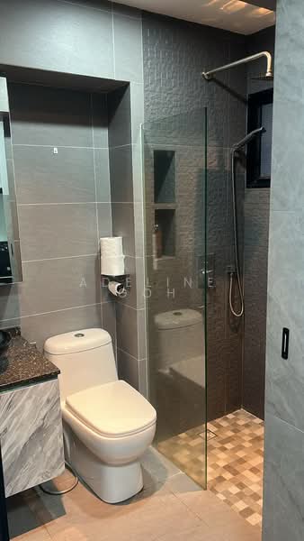 660D Jurong West Street 64, 660D Jurong West Street 64, Room Rental, 149 sqft, HDB Flat For Rent, by Adeline Goh, 500211946 - Bathroom - PropertyGuru.com.sg