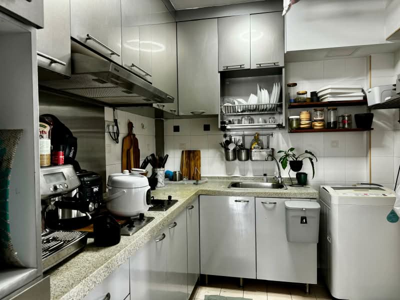 407B Fernvale Road, 407B Fernvale Road, 3 Bedrooms, 1,184 sqft, HDB Flat For Sale, by Jan ., 500211951 - Kitchen - PropertyGuru.com.sg