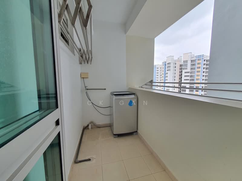 273B Compassvale Link, 273B Compassvale Link, 3 Bedrooms, 969 sqft, HDB Flat For Sale, by CK Gan, 500211962 - Balcony - PropertyGuru.com.sg