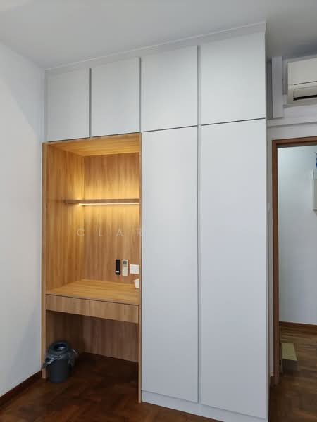 West Coast, West Coast Road, Room Rental, 180 sqft, Terraced House For Rent, by Clare Lee, 500211970 - Master Bedroom 202 - PropertyGuru.com.sg