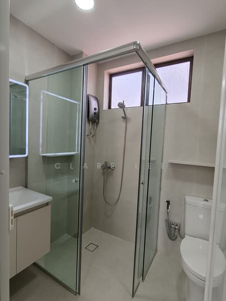 West Coast, West Coast Road, Room Rental, 180 sqft, Terraced House For Rent, by Clare Lee, 500211970 - Ensuite Bathroom 308 - PropertyGuru.com.sg