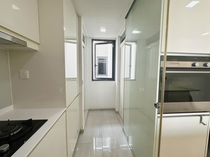 Lakeville, 7 jurong lake link, 3 Bedrooms, 1,141 sqft, Condominium For Sale, by Justin Lim, 500211981 - Kitchen - PropertyGuru.com.sg
