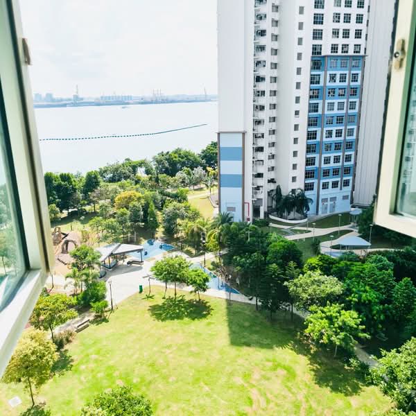 421C Northshore Drive, 421C Northshore Drive, 2 Bedrooms, 731 sqft, HDB Flat For Sale, by Chris Tan, 500211991 - Exterior - PropertyGuru.com.sg