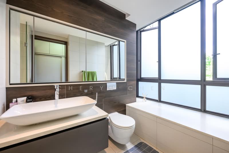 D'Nest, 131 Pasir Ris Grove, 4 Bedrooms, 1,410 sqft, Condominium For Sale, by Cheryl Chen, 500212000 - Bathroom - PropertyGuru.com.sg