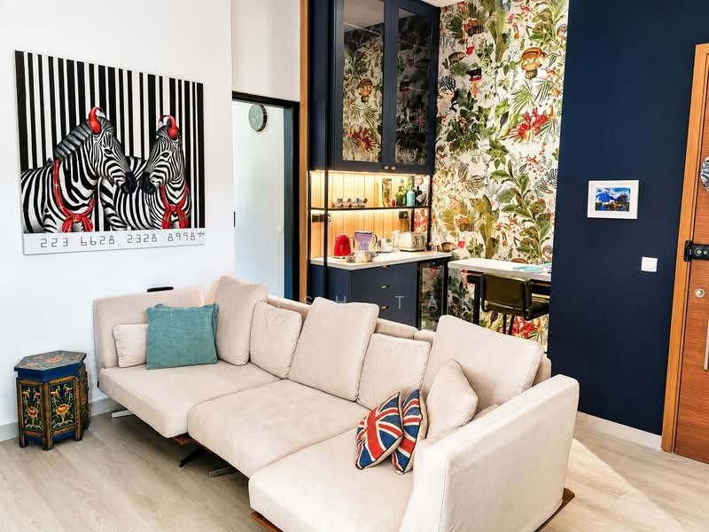 East Coast Residences, 412 Upper East Coast Road, 3 Bedrooms, 1,302 sqft, Condominium For Sale, by Klish Tan, 500212014 - Living Room - PropertyGuru.com.sg
