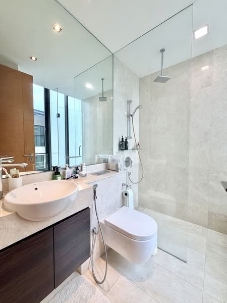 Dukes Residences, 25 Duke'S Road, 2 Bedrooms, 926 sqft, Condominium For Sale, by TJHAI C. (TJ), 500212017 - Bathroom - PropertyGuru.com.sg
