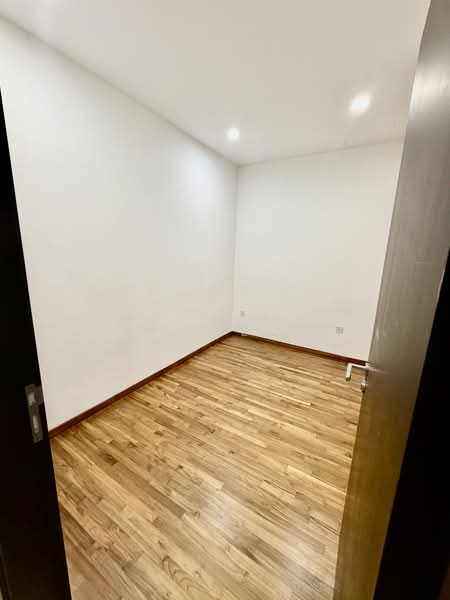 The Springside, Springside Crescent, 6 Bedrooms, 1,663 sqft, Terraced House For Rent, by Joelle Ng, 500212018 - Interior - PropertyGuru.com.sg