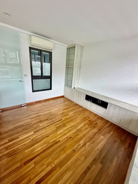 The Springside, Springside Crescent, 6 Bedrooms, 1,663 sqft, Terraced House For Rent, by Joelle Ng, 500212018 - Interior - PropertyGuru.com.sg